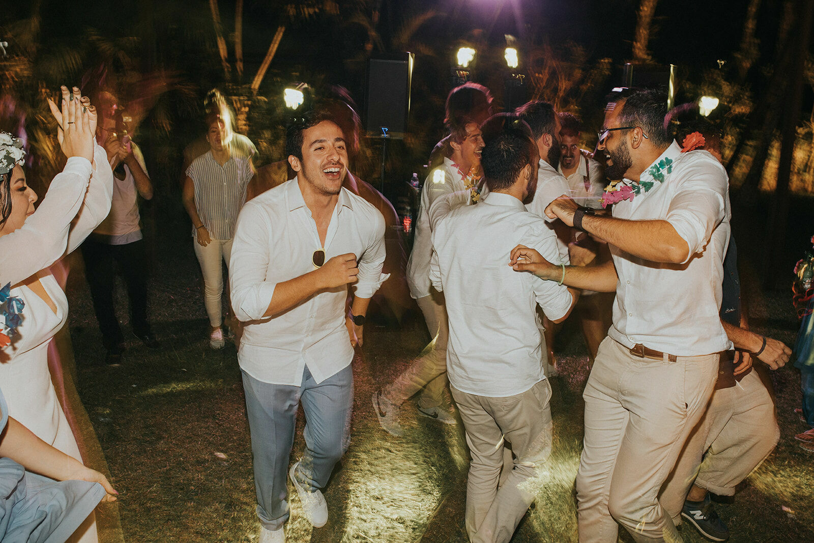 Foto WEDDING // THA & PEDRO Foto WEDDING // THA & PEDRO - Imagem 256